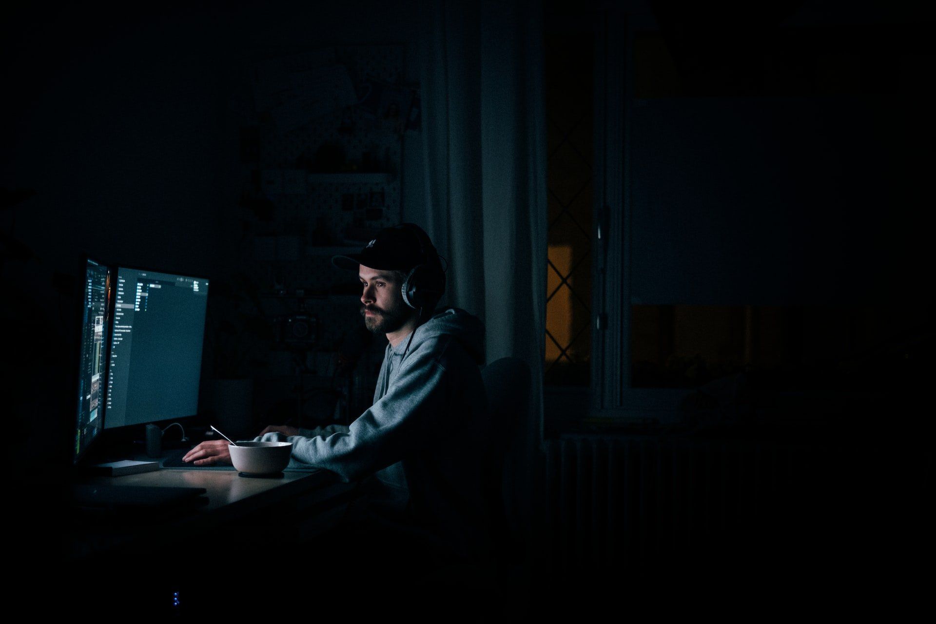 Image of a 24 hour IT support desk at night