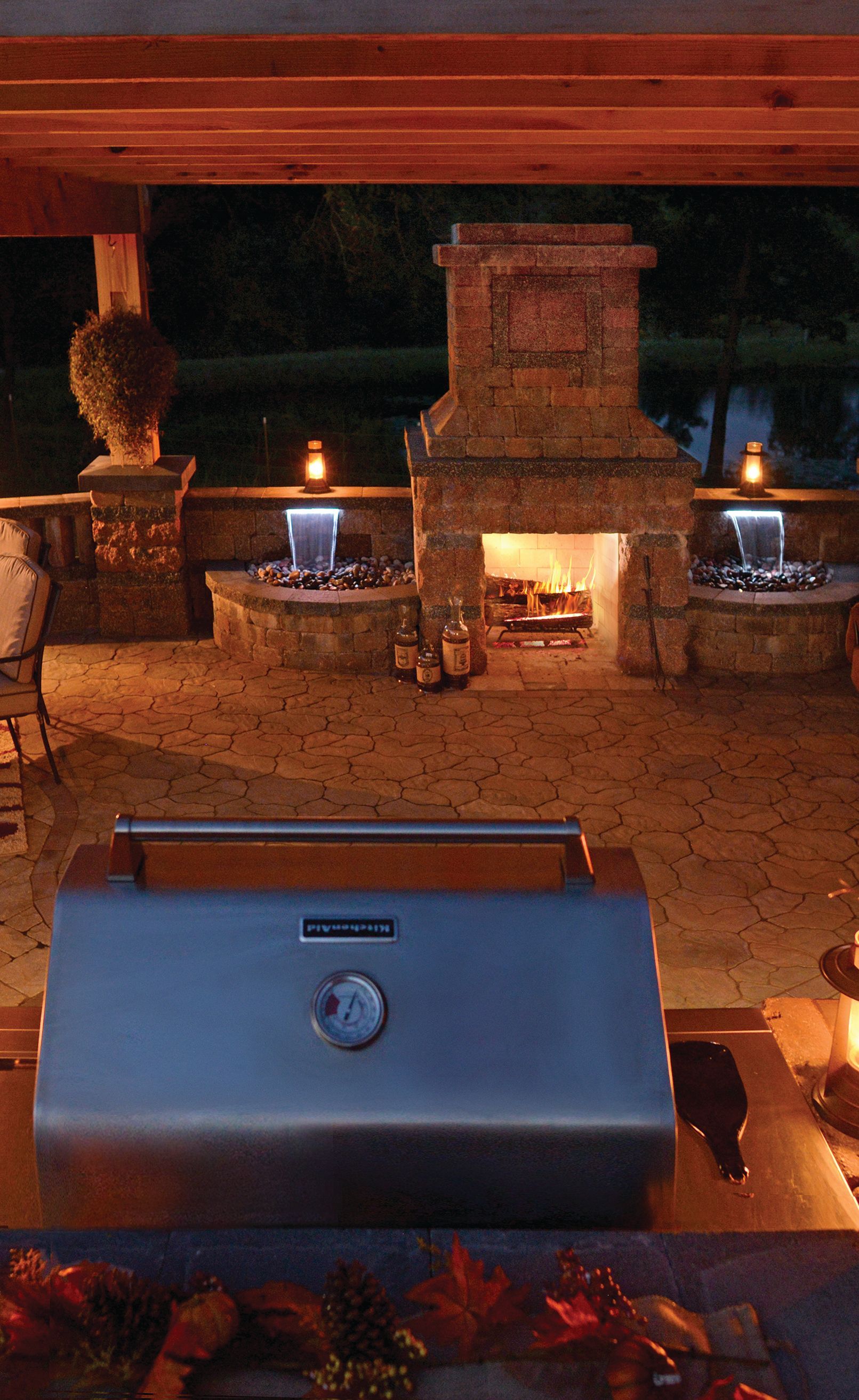 Explore Stockman Stoneworks’ Landscaping Products to Uncover the Stunning Castello Flagstone Pavers.