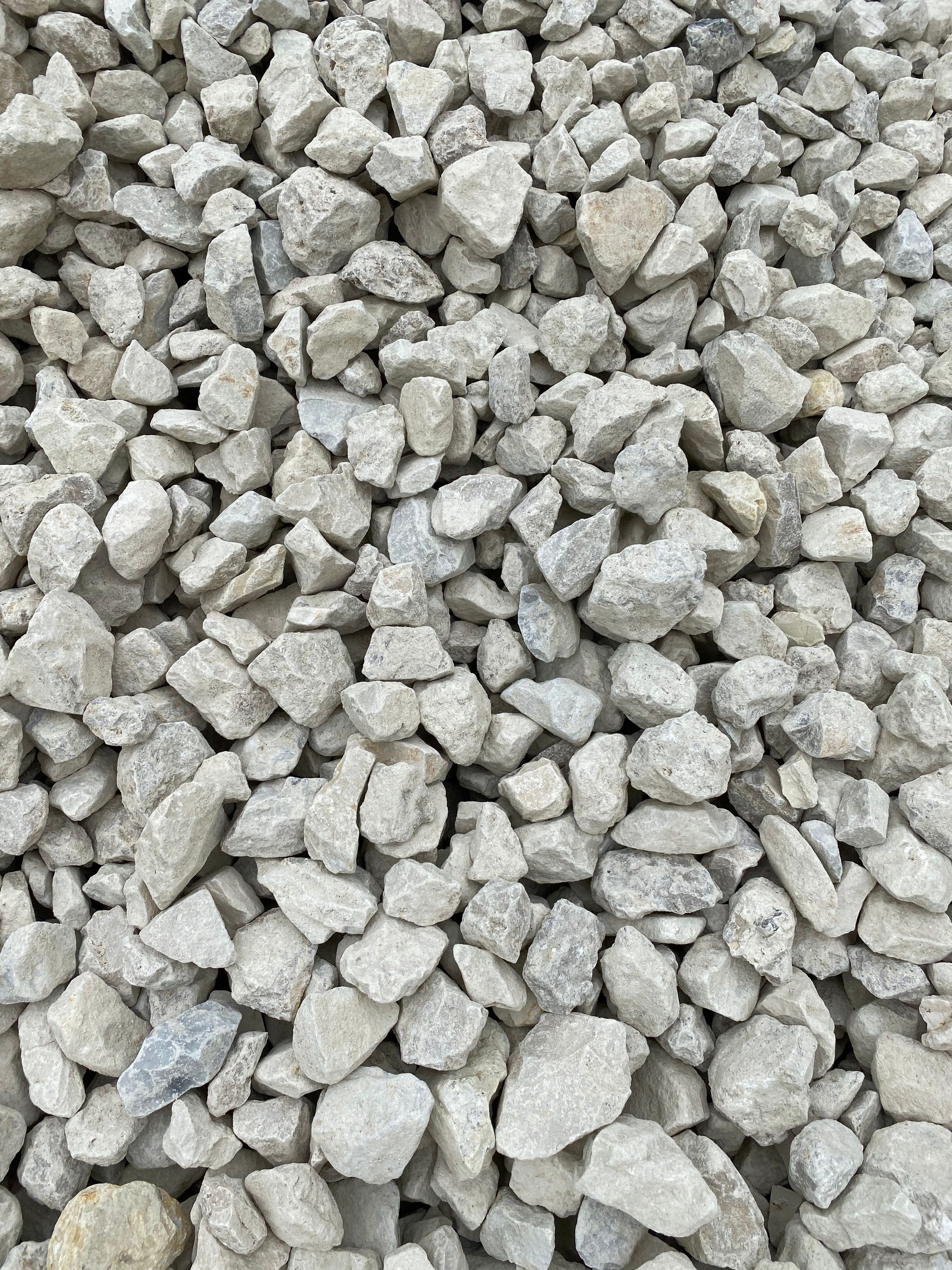 Discover Exceptional Bulk 2” Clean Rock Options for Missouri Landscapes at Stockman Stoneworks.