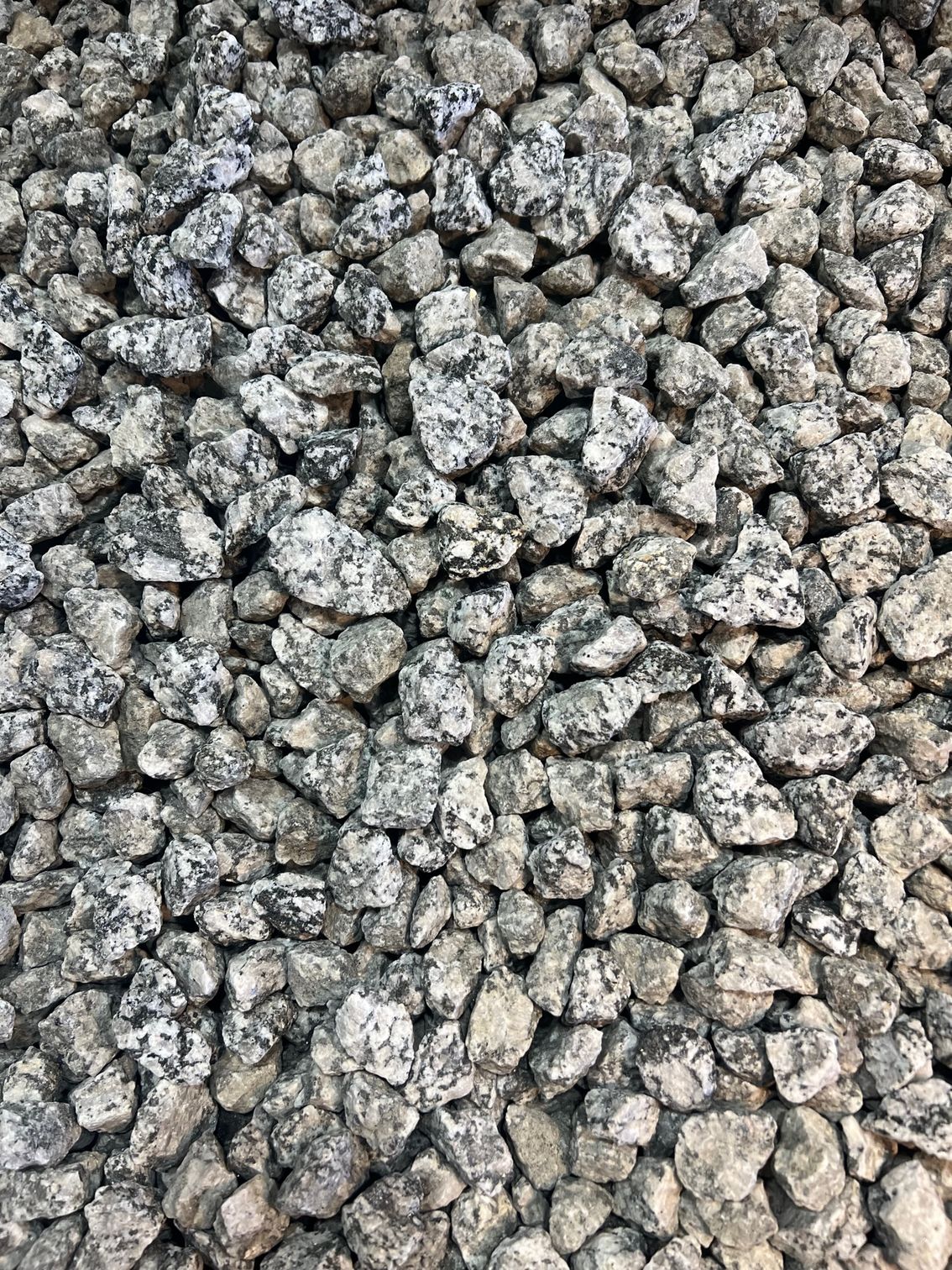 Stockman Stoneworks Is Your Source for Bulk Salt & Pepper Rock in Missouri Landscapes.