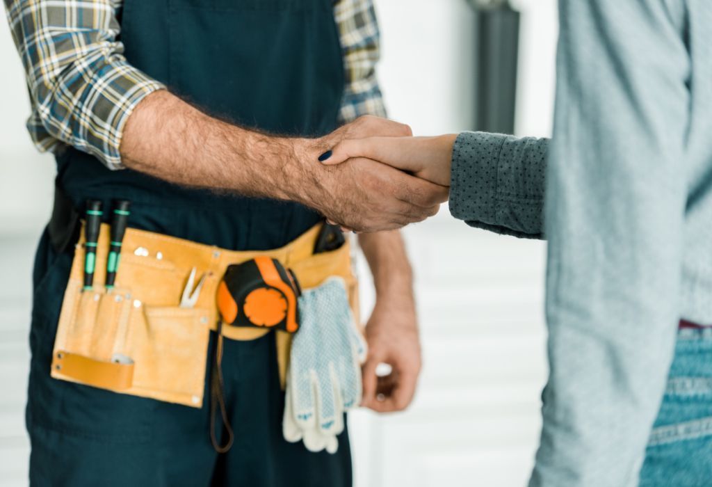 8 warning signs to call a professional plumber in Idaho Falls