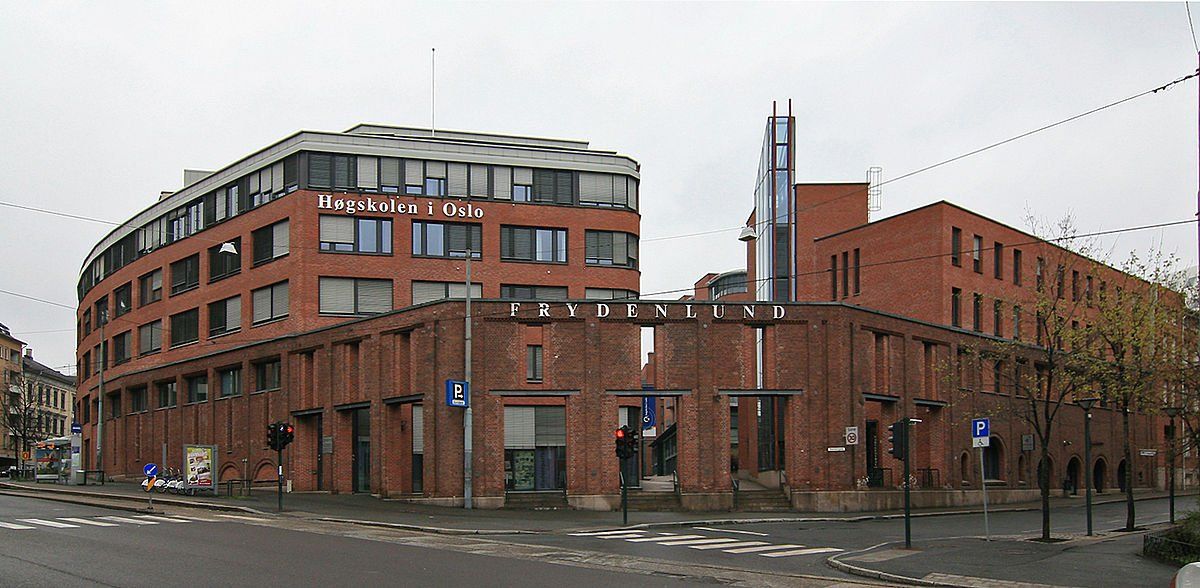 A large brick building with a lot of windows