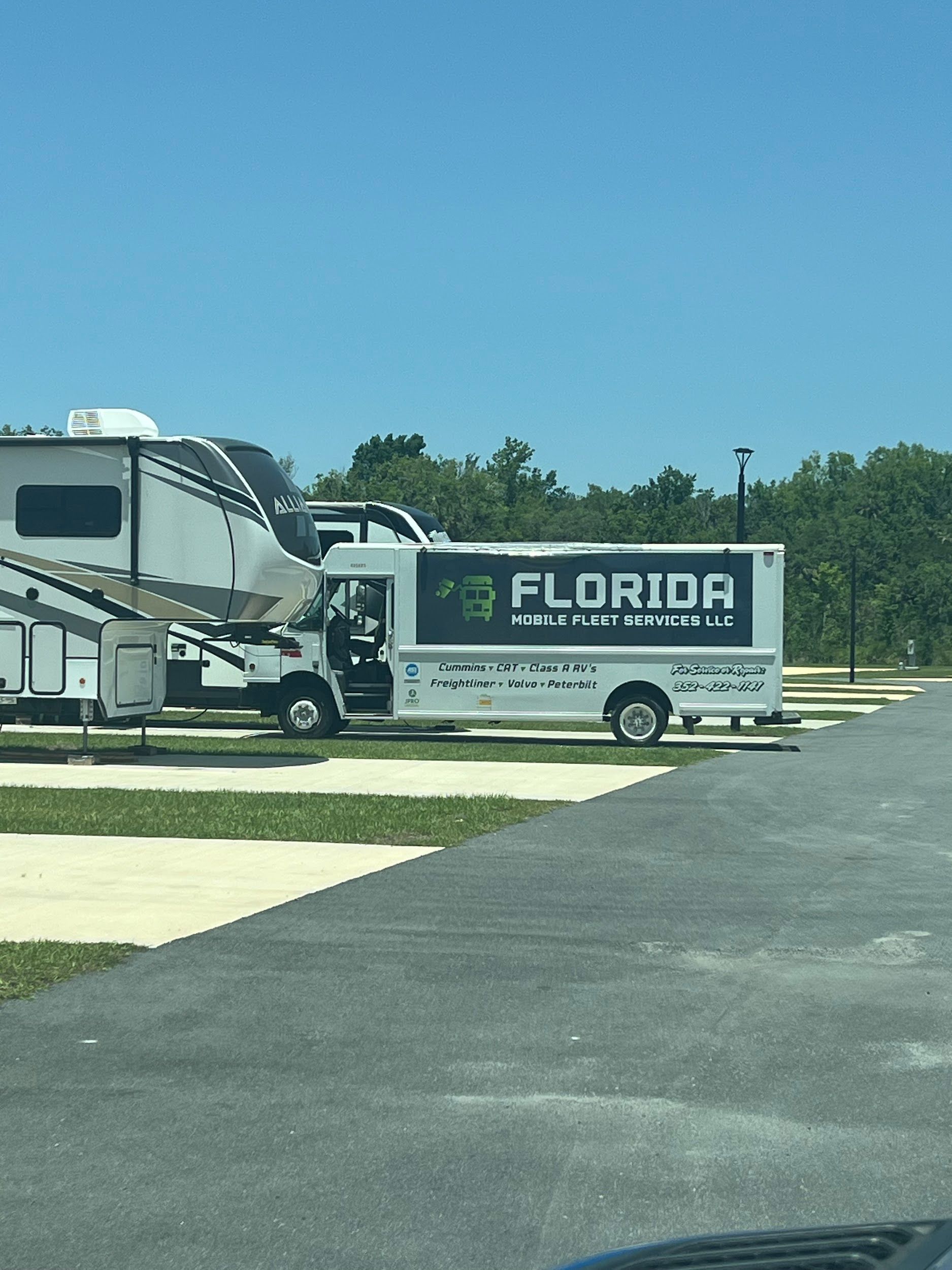A white truck with the word florida on it