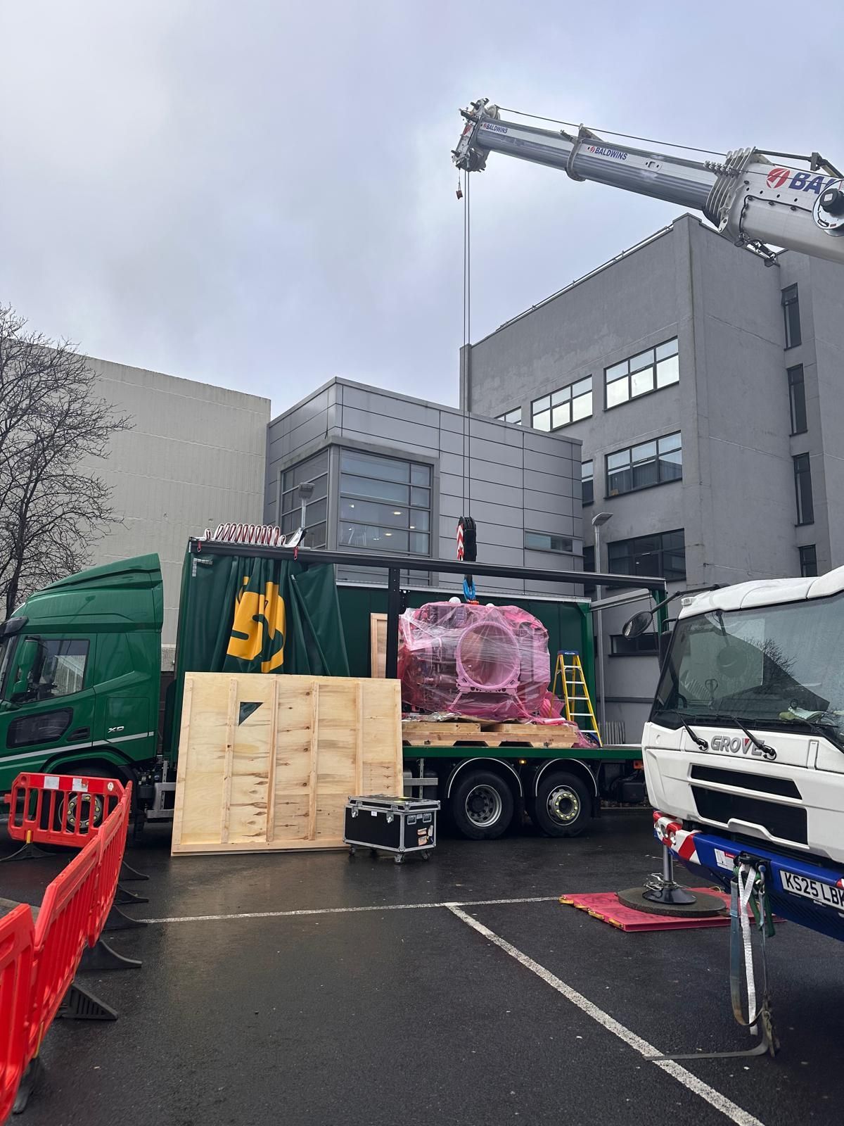 MST Cargo Lorry