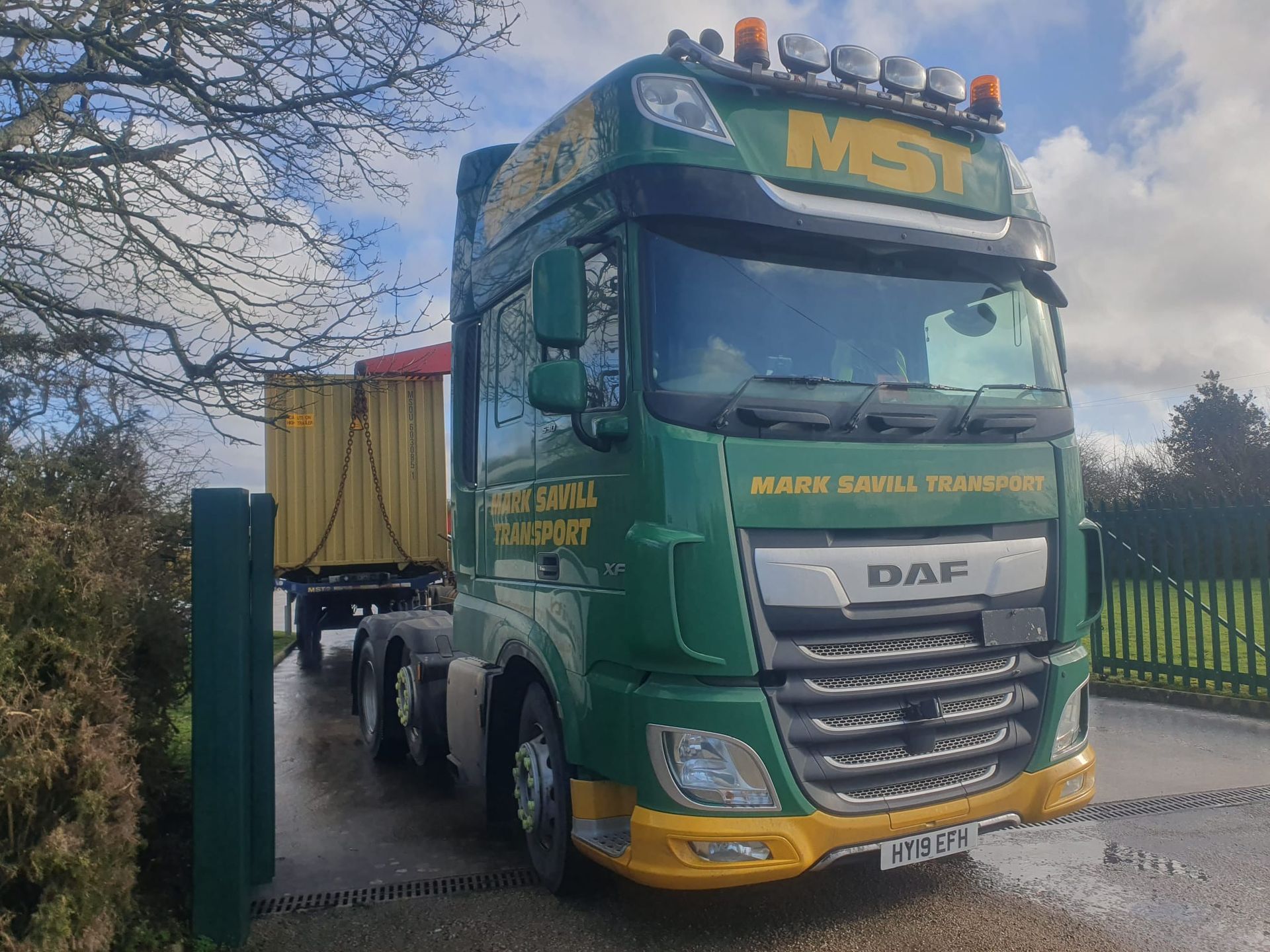 MST Cargo Lorry