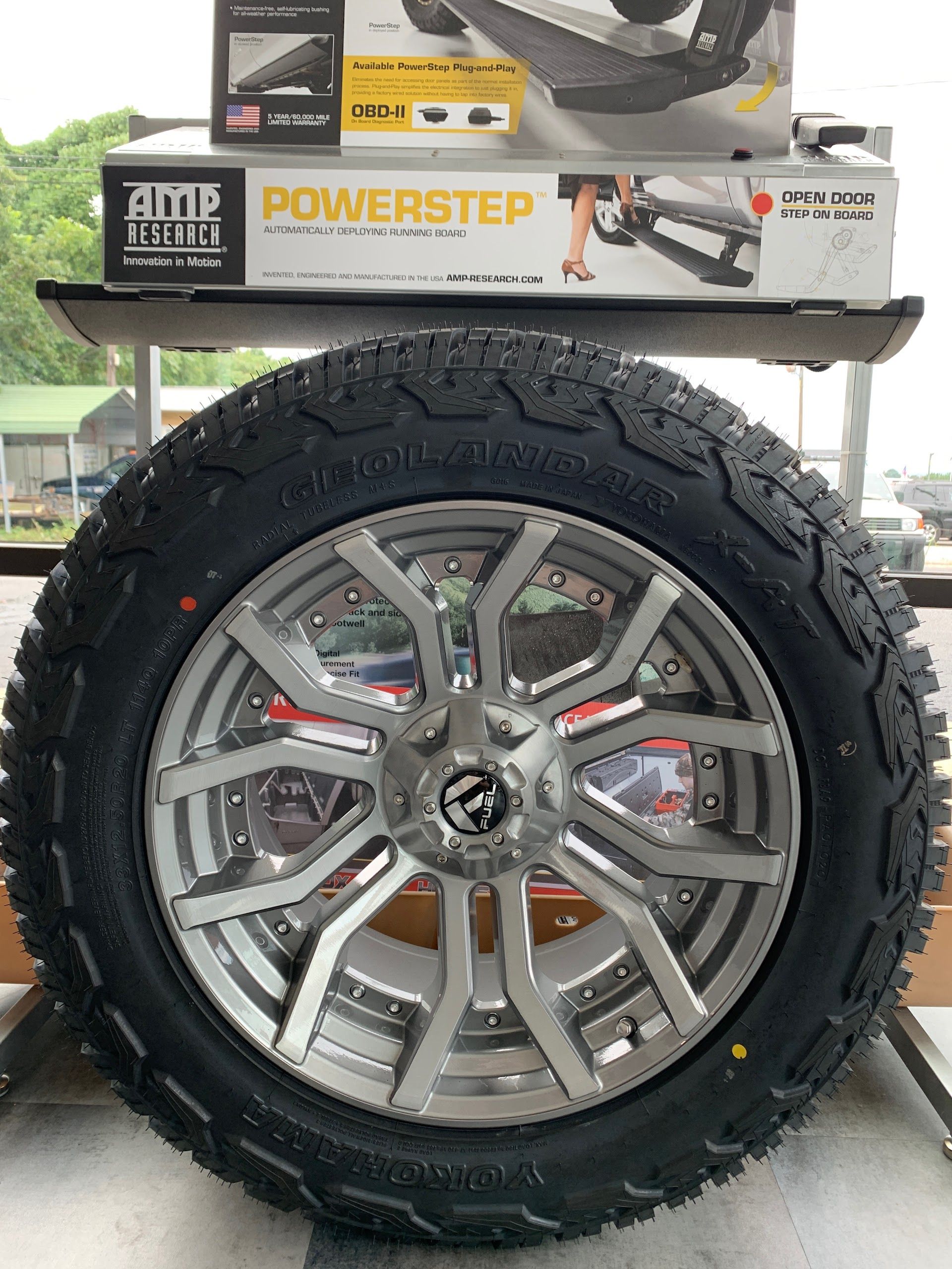Custom Wheels in Auburn, AL | University Tire and Auto