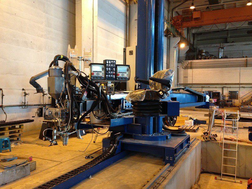 welding machinery and materials in Monza and Brianza