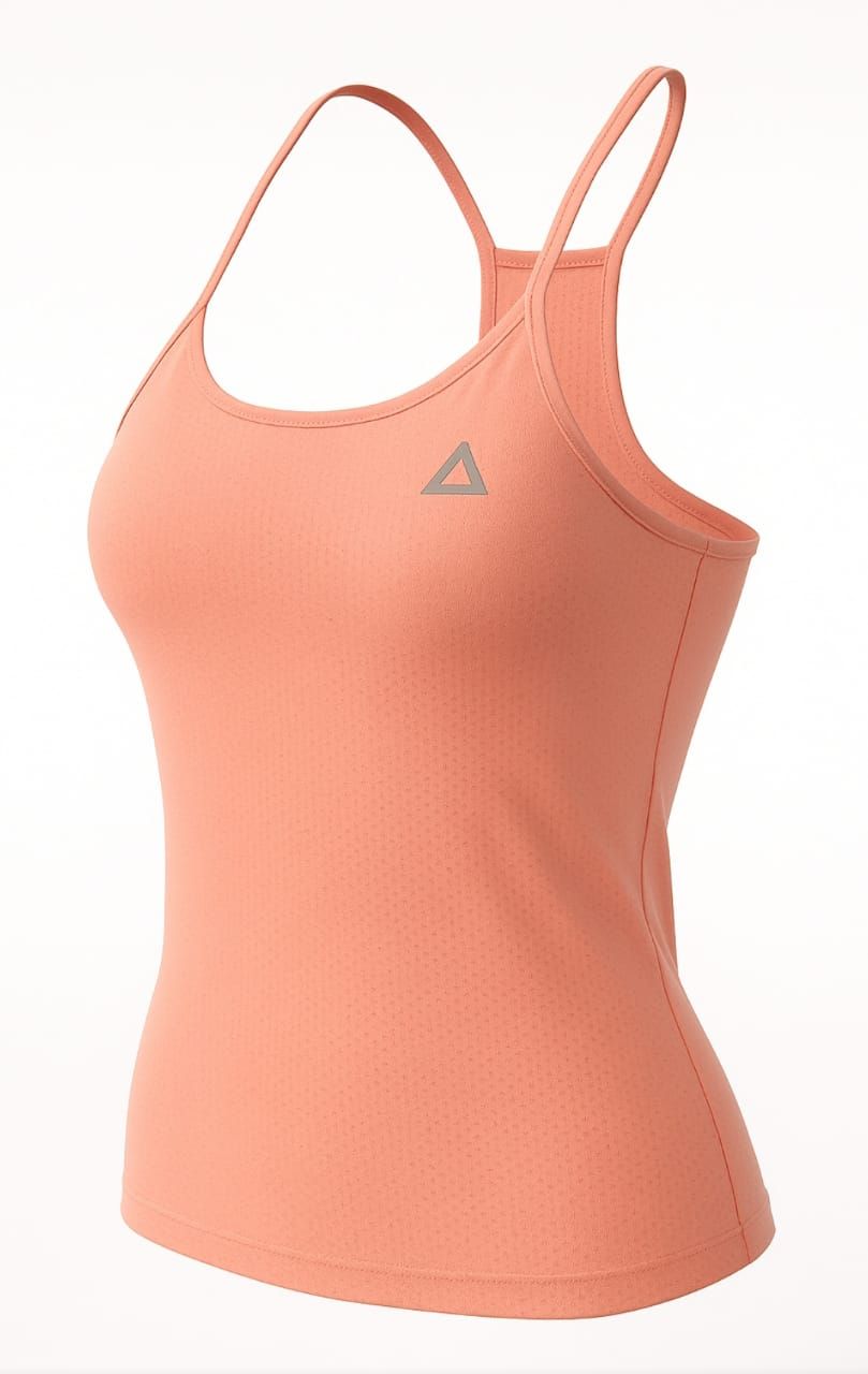 Camiseta sin mangas deportiva de canalé color melocotón anaranjado con tirantes finos sobre fondo blanco.