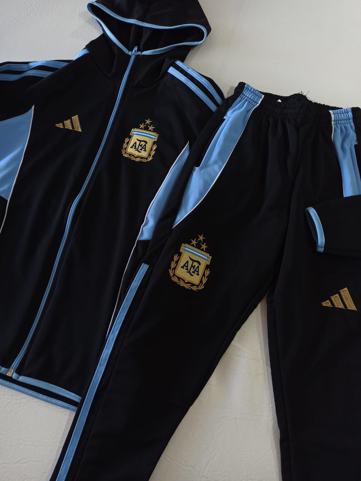 CONJUNTO NIÑO SELECCION FRISADO (CMÑ014-PÑ029)