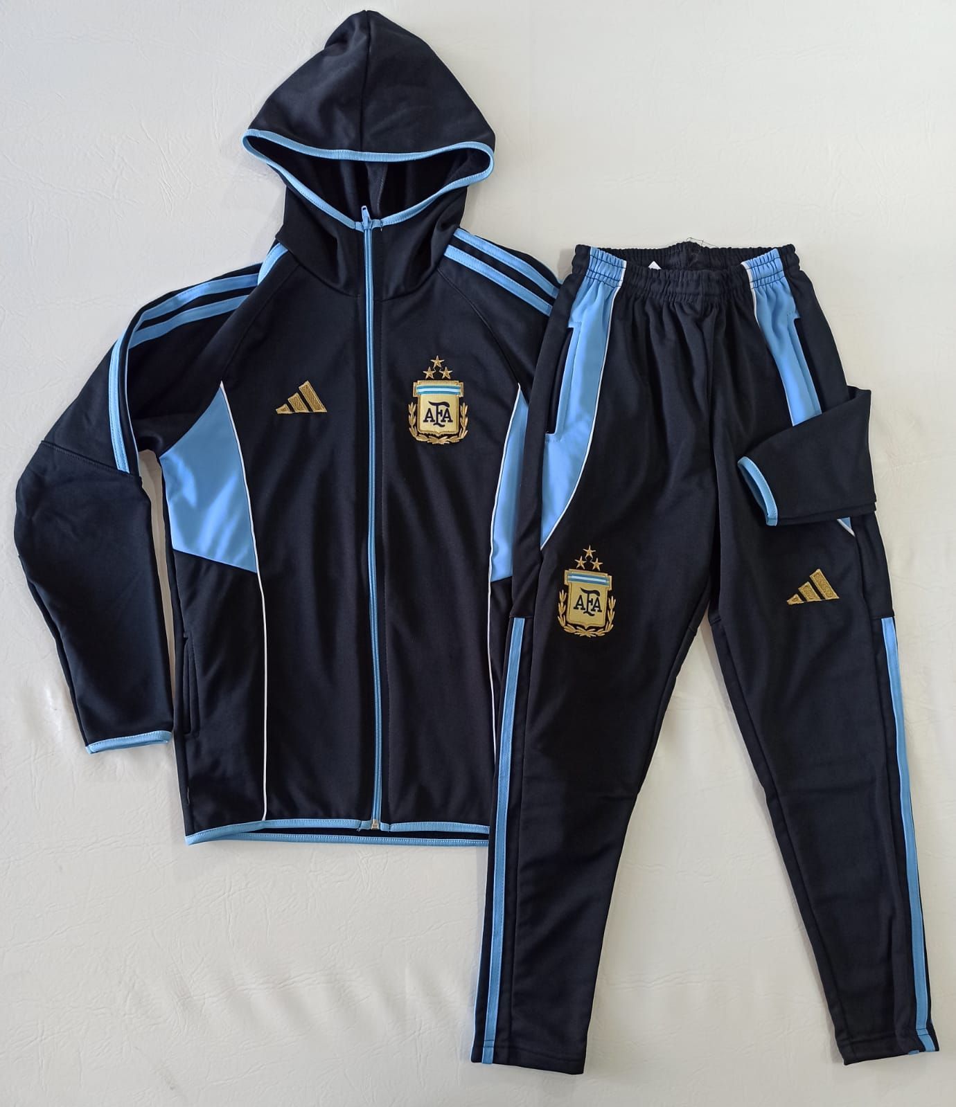 CONJUNTO NIÑO SELECCION FRISADO (CMÑ014-PÑ029)