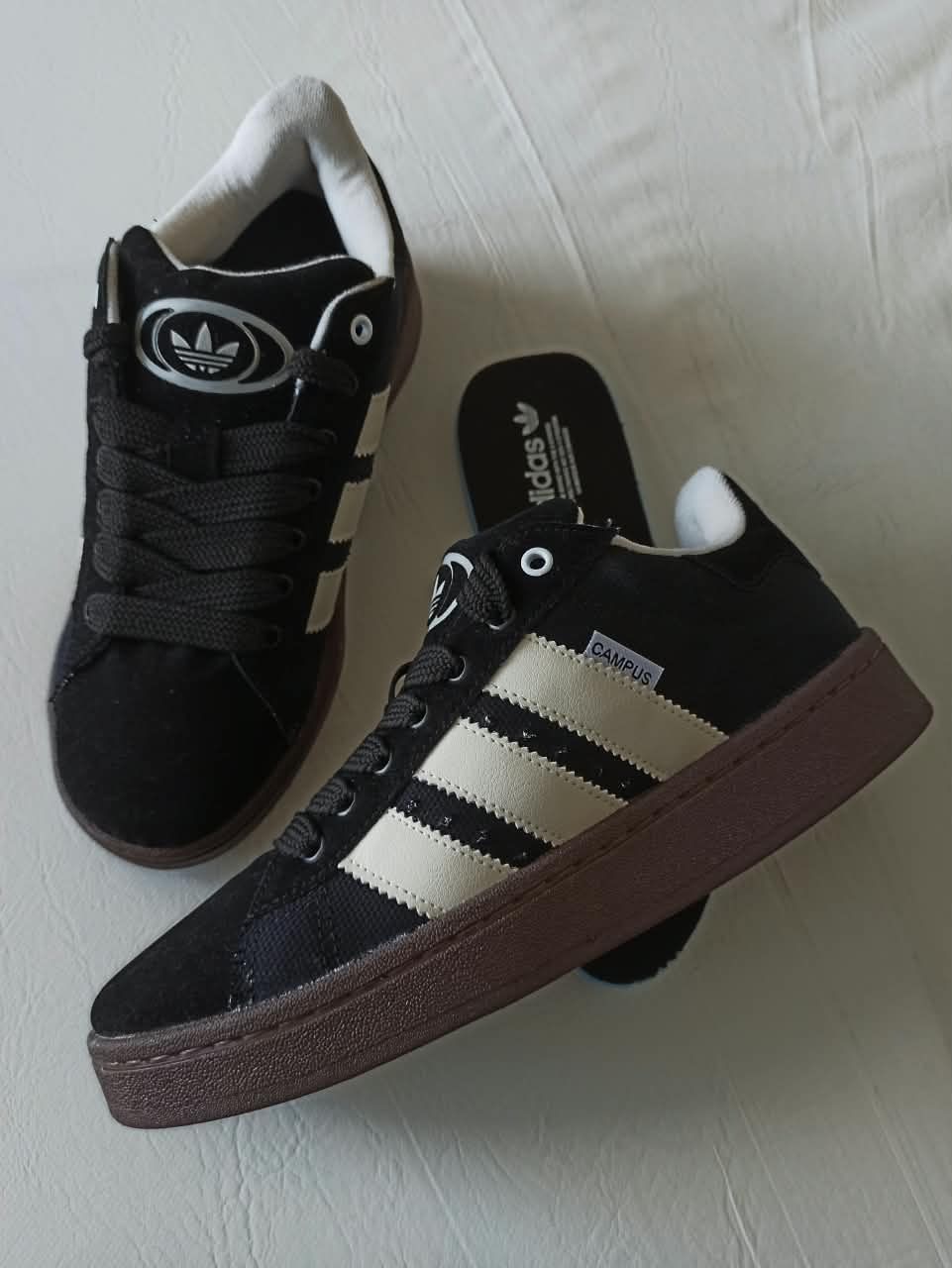 ZAPATILLAS ADIDAS CAMPUS 00s BETA  (Z004)