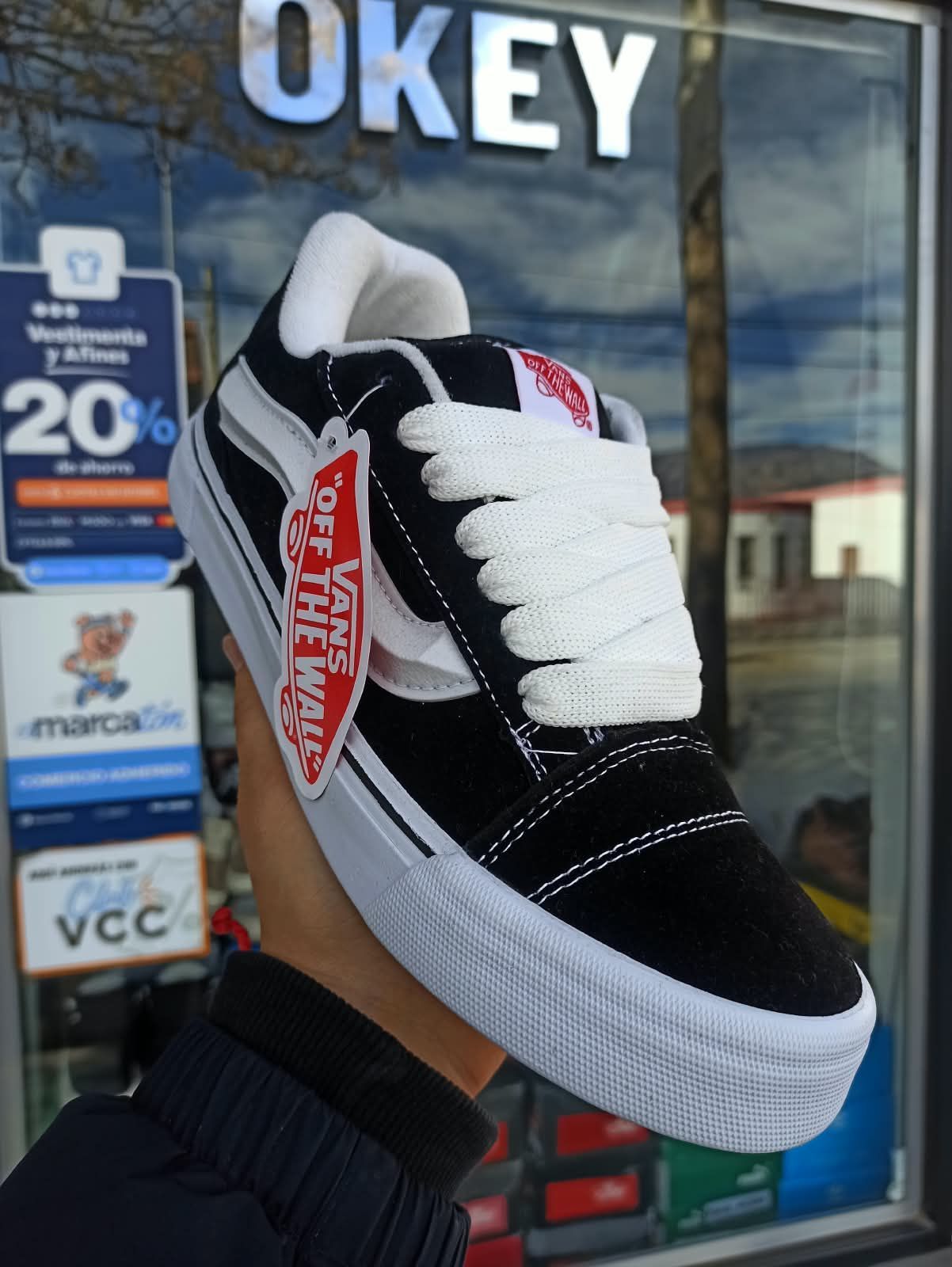 ZAPATILLAS VANS CLASICAS (Z011/1)