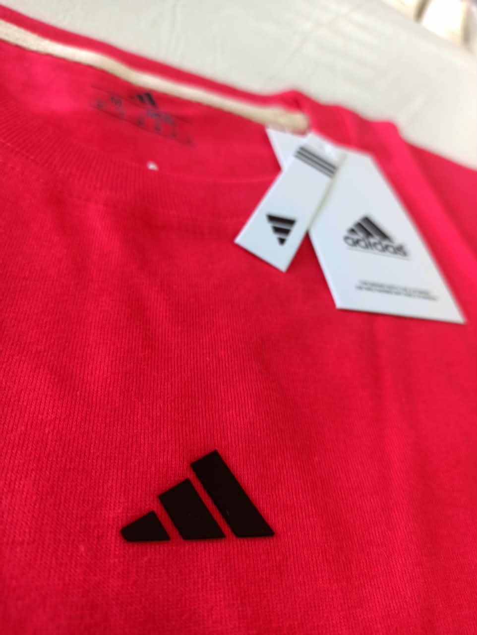 REMERA ADIDAS 3D DE ALGODON MUJER (RM147)