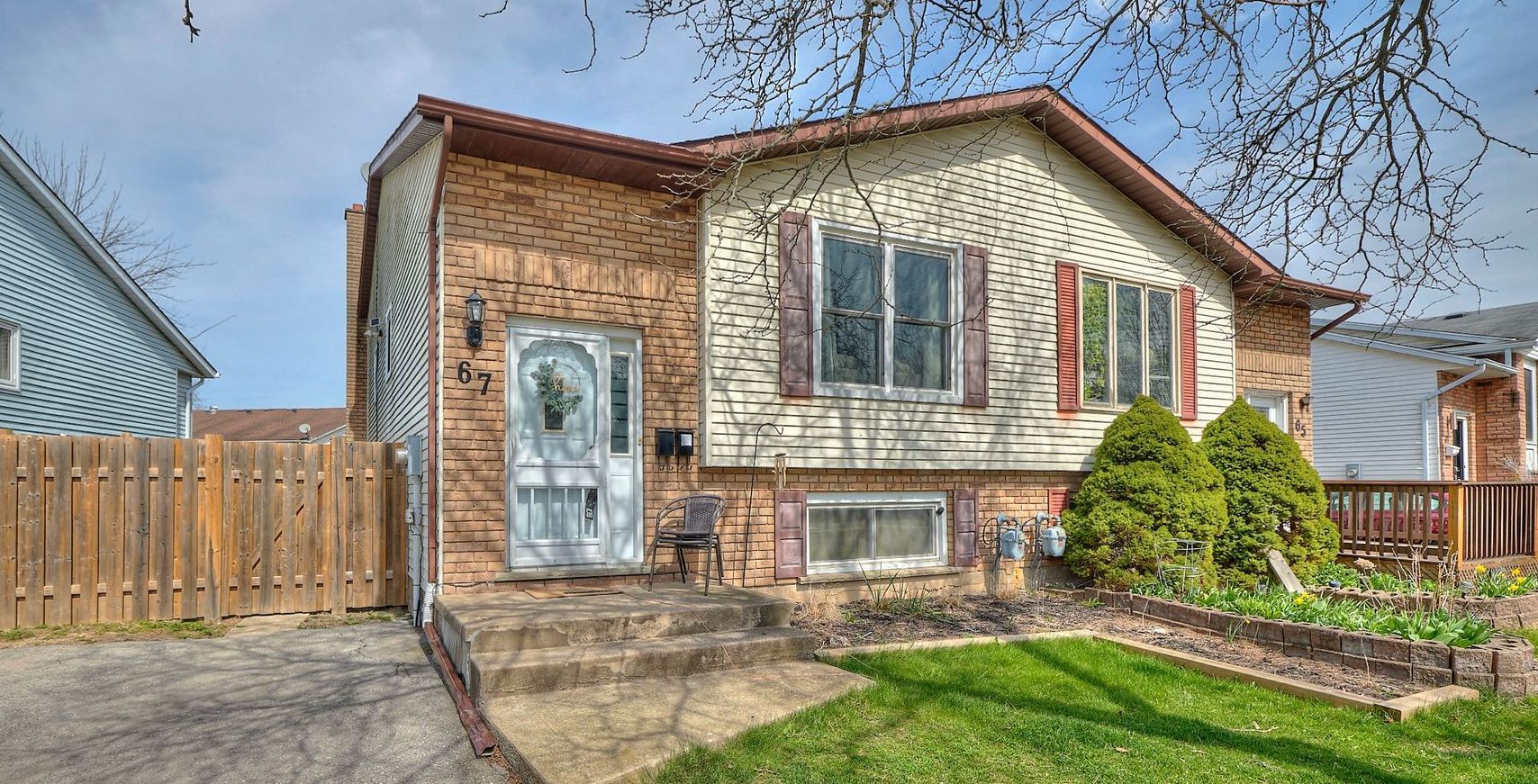 A semi-detached raised bungalow located in Welland, Ontario. 