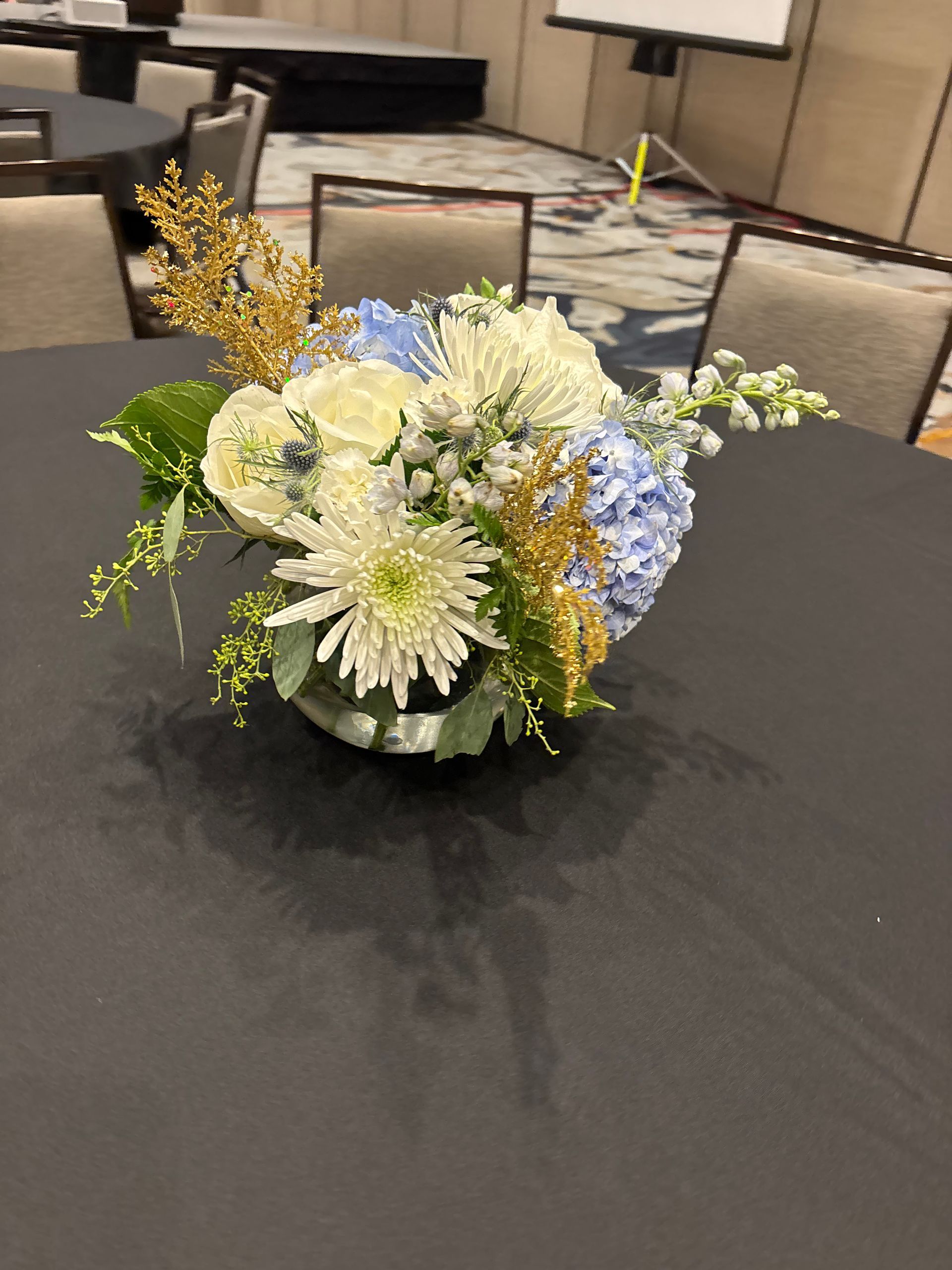 simple blue and white floral centerpiece