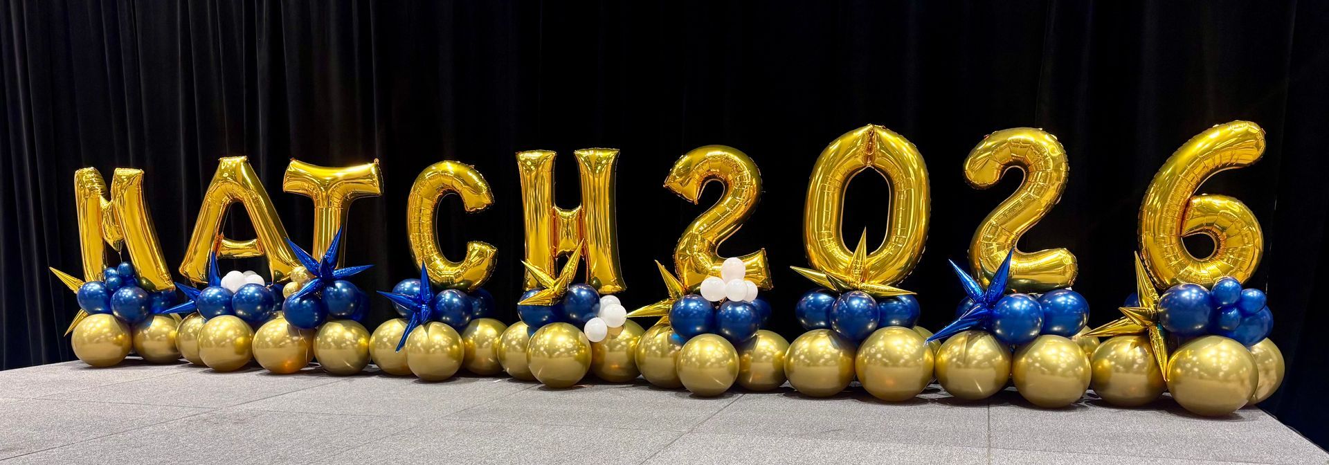 school event ballon decor