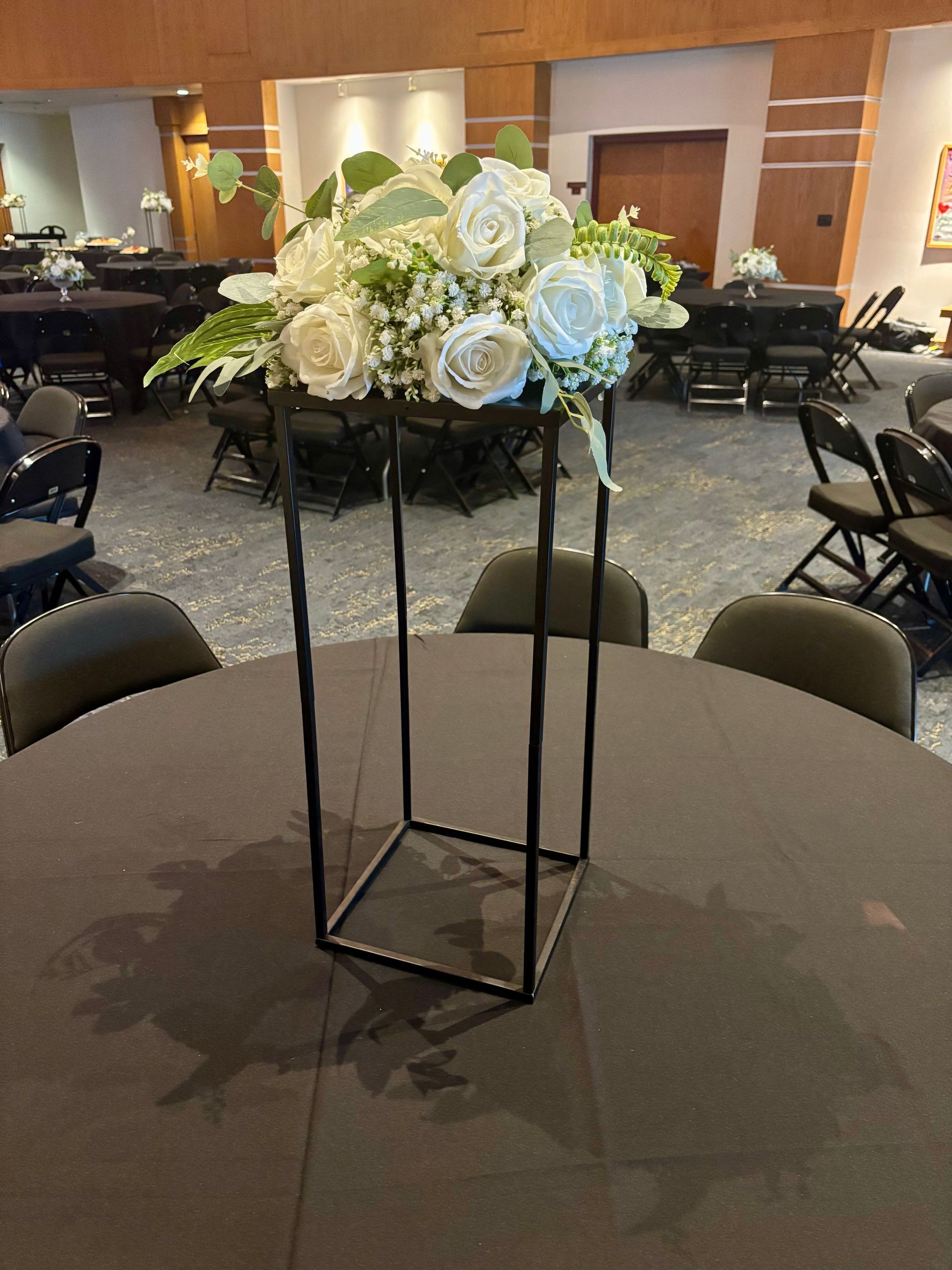 white rose floral arrangement