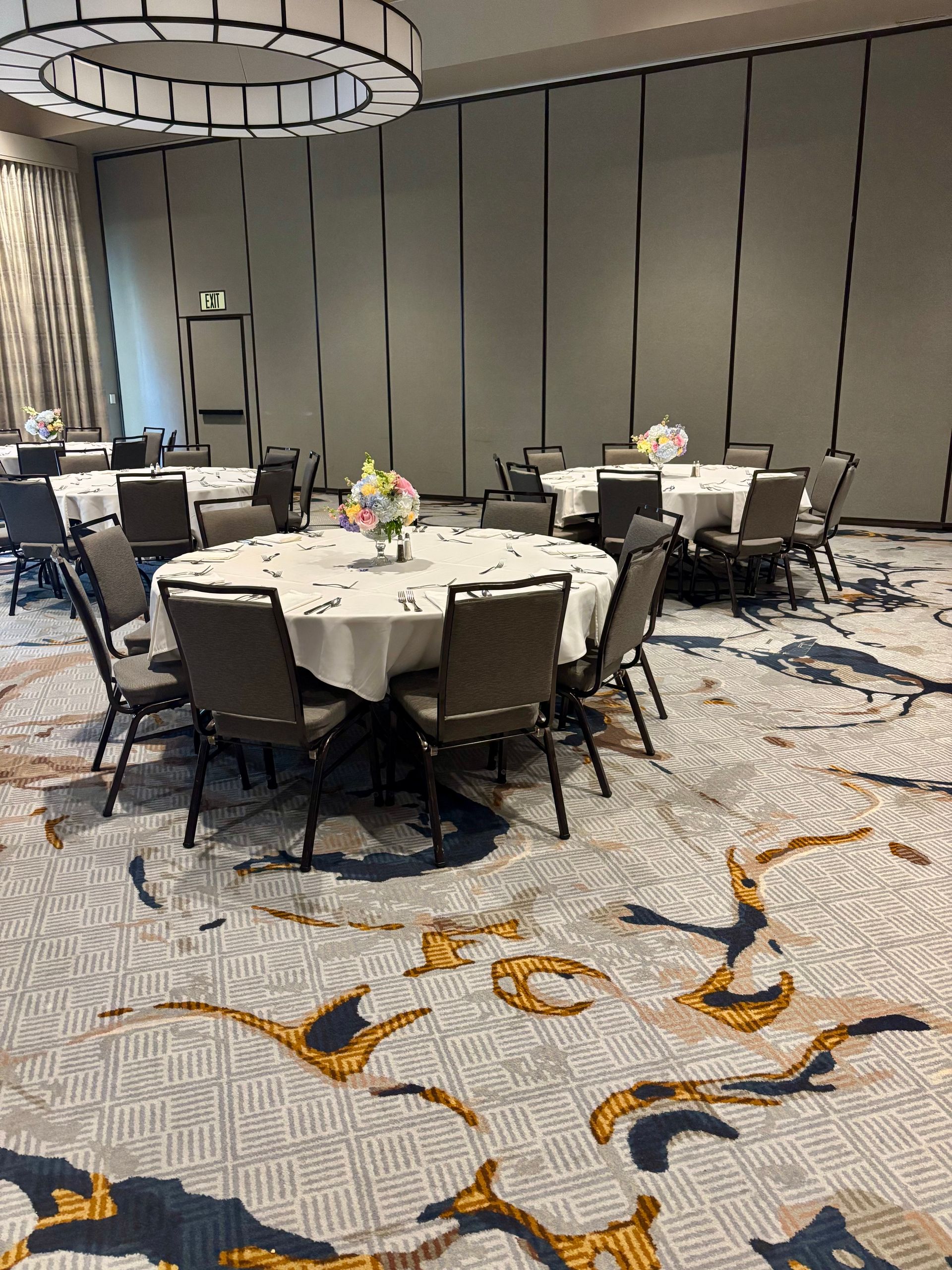 corporate event flower centerpieces