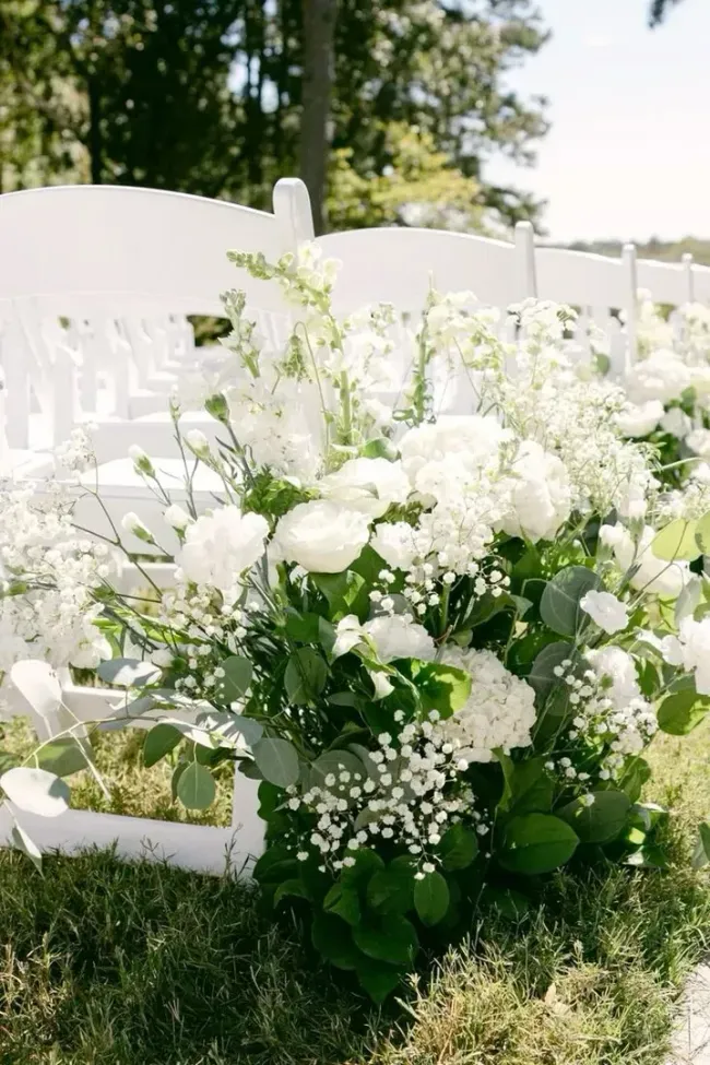 all white wedding flowers