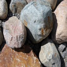 Pea Gravel Boulders
