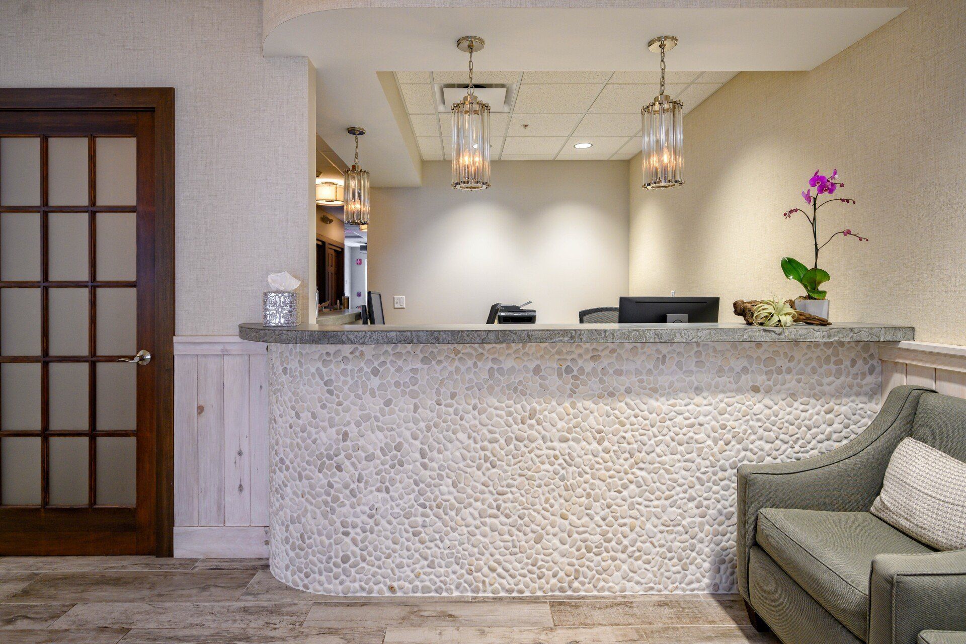 receptionist desk