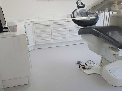 Résilient posé chez un dentiste