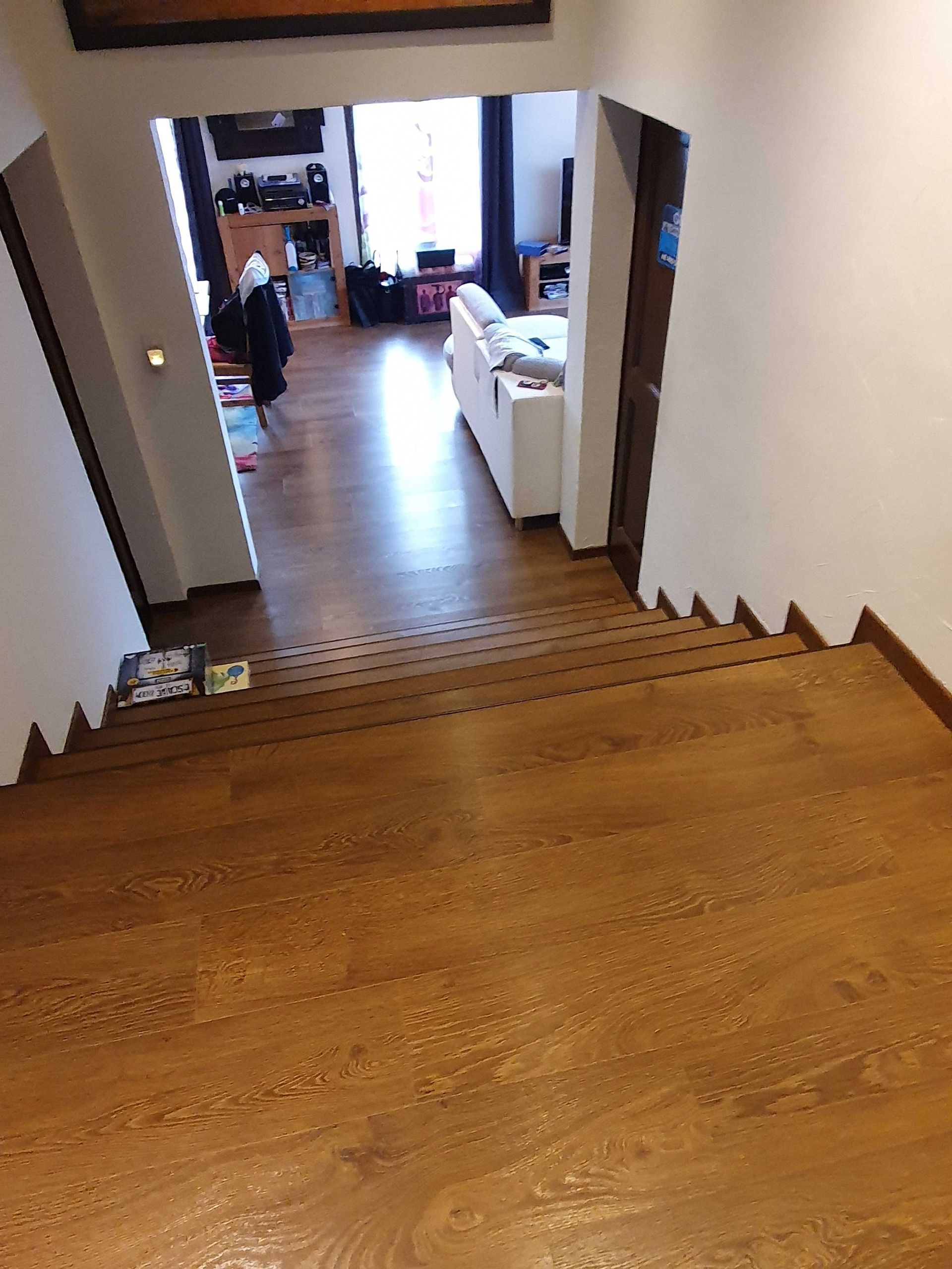 Stratifié posé sur un escalier