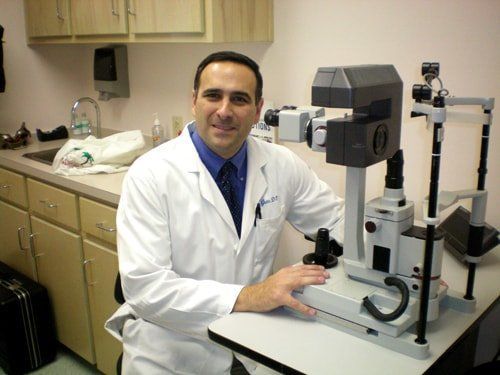 Dr. Kurt J. sitting down — Laurinburg, NC — Laser Eye Institute PA Dr. Kurt J. sitting down — Laurinburg, NC — Laser Eye Institute PA
