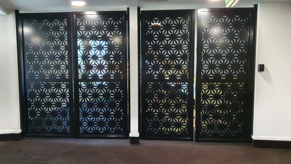 Wooden fence — Aluminium Gates in Burleigh Head, QLD