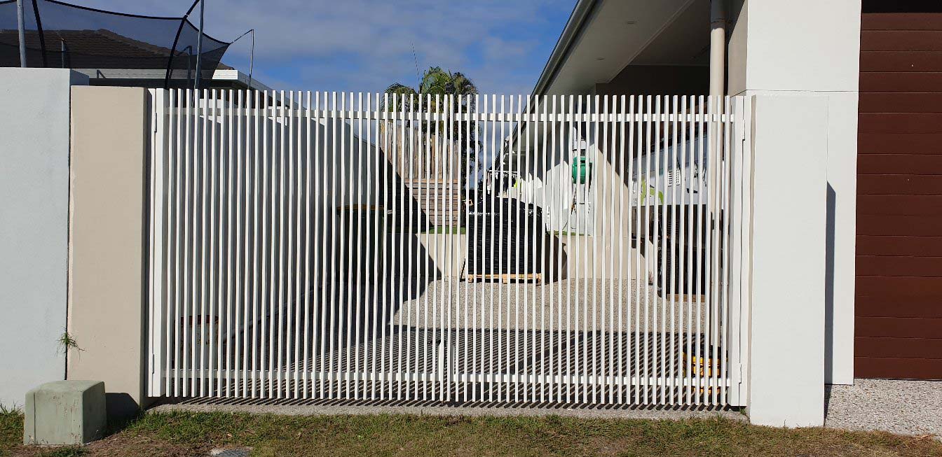 White Colour Aluminum Gates — Aluminium Gates in Burleigh Head, QLD