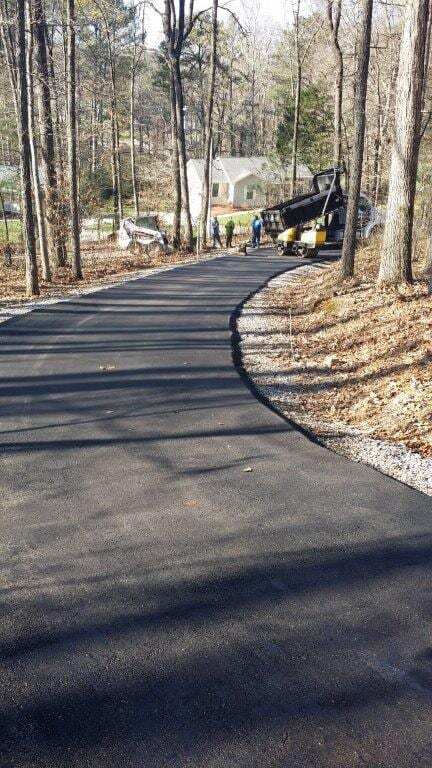 Asphalt Driveway — Chatanooga, TN — Pro-Seal & Paving LLC