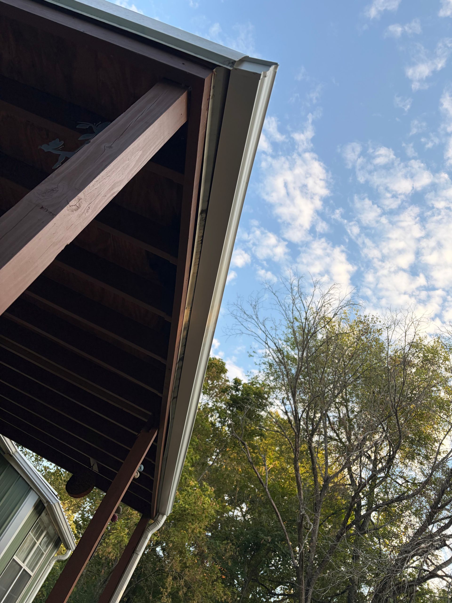 Hog Trough Seamless Gutters installed gutter and facia on their webmaster's home