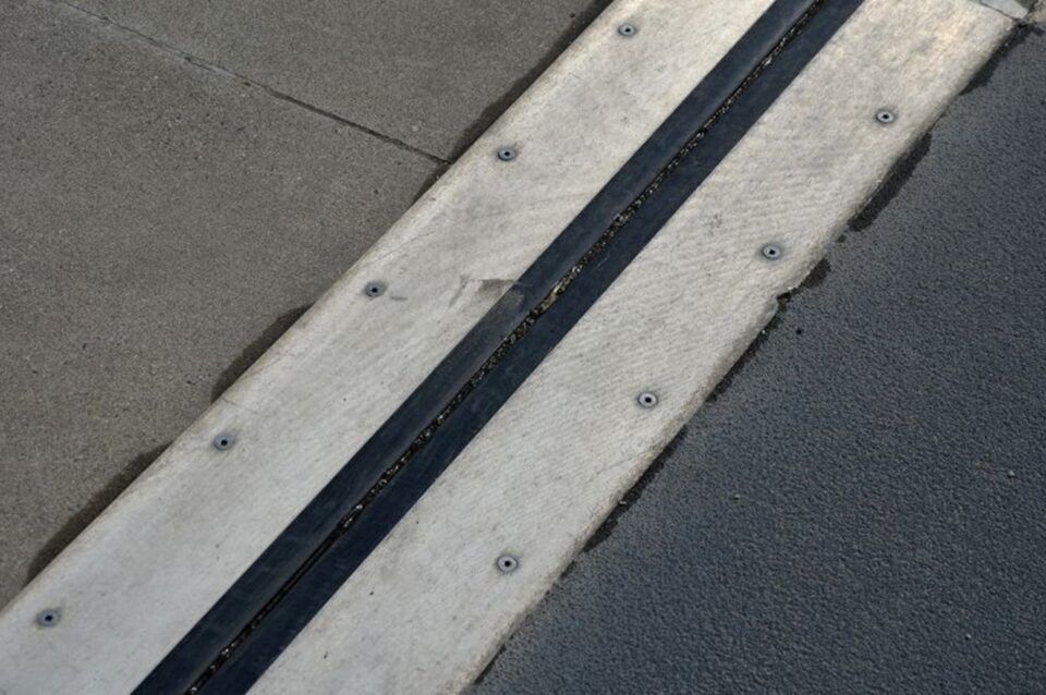 Rubber Joint Seal in Metal Bar in TX and LA