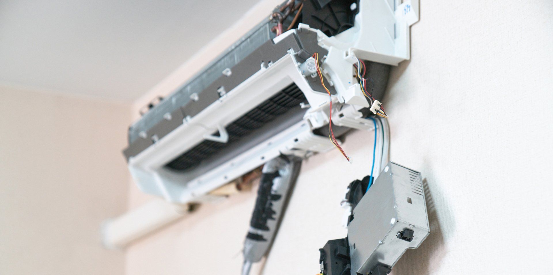 Air Conditioning Service Repair — West Ivins, UT — Airco Heating & Cooling Inc Air Conditioning Service Repair — West Ivins, UT — Airco Heating & Cooling Inc