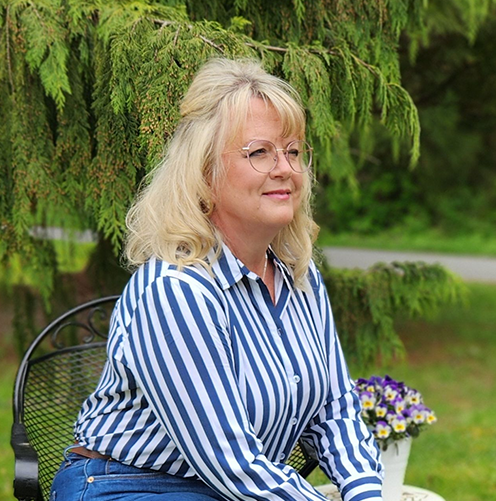 Bonnie Fullerton , RN- Love Your Life Consulting life and health coach