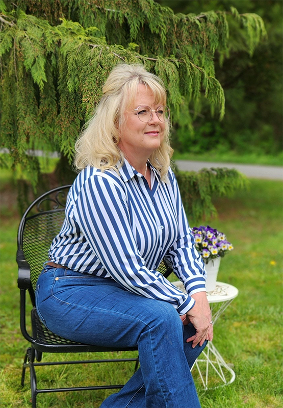 Bonnie Fullerton , RN- Love Your Life Consulting life and health coach