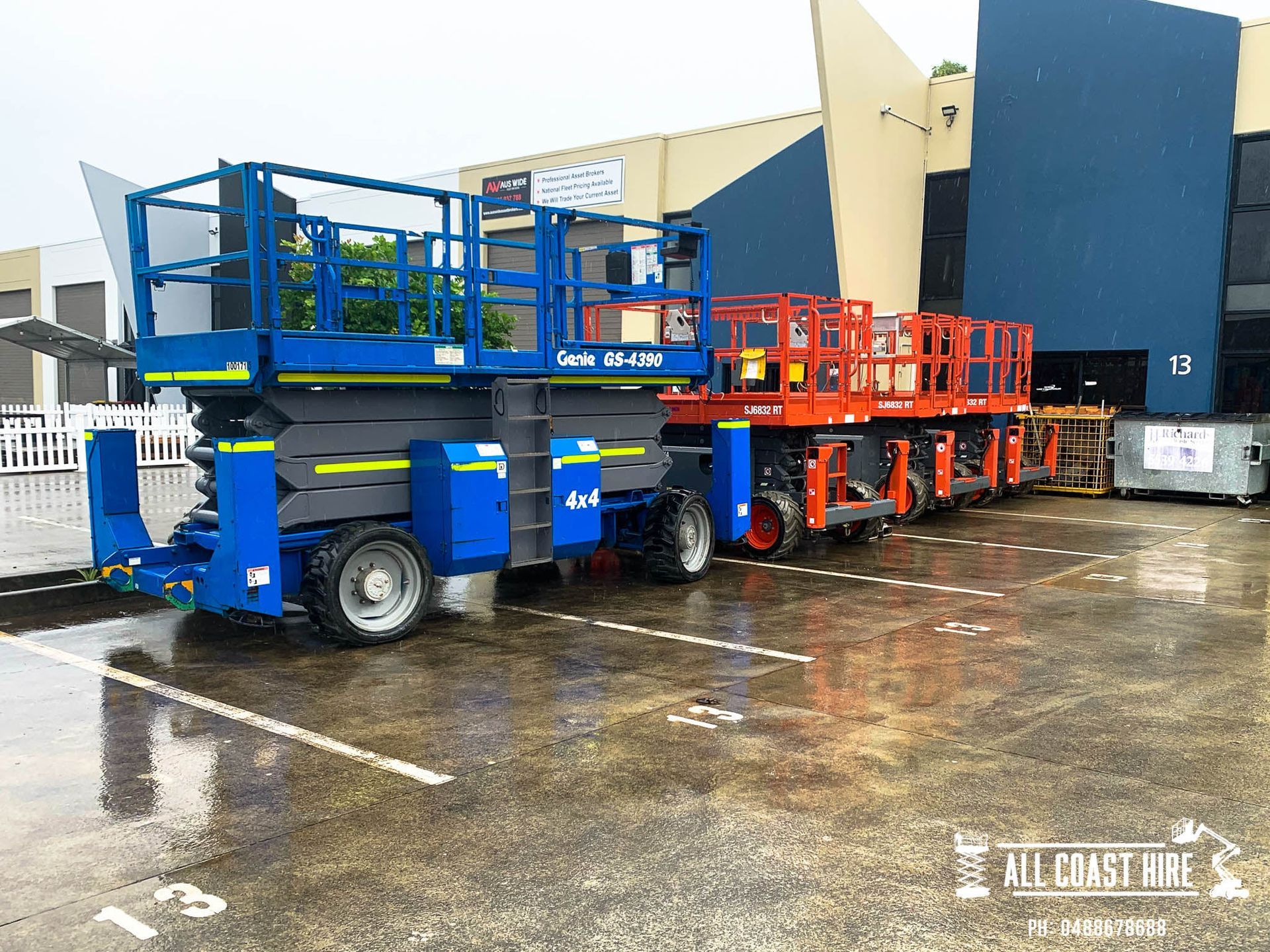 rough terrain scissor lifts gold coast