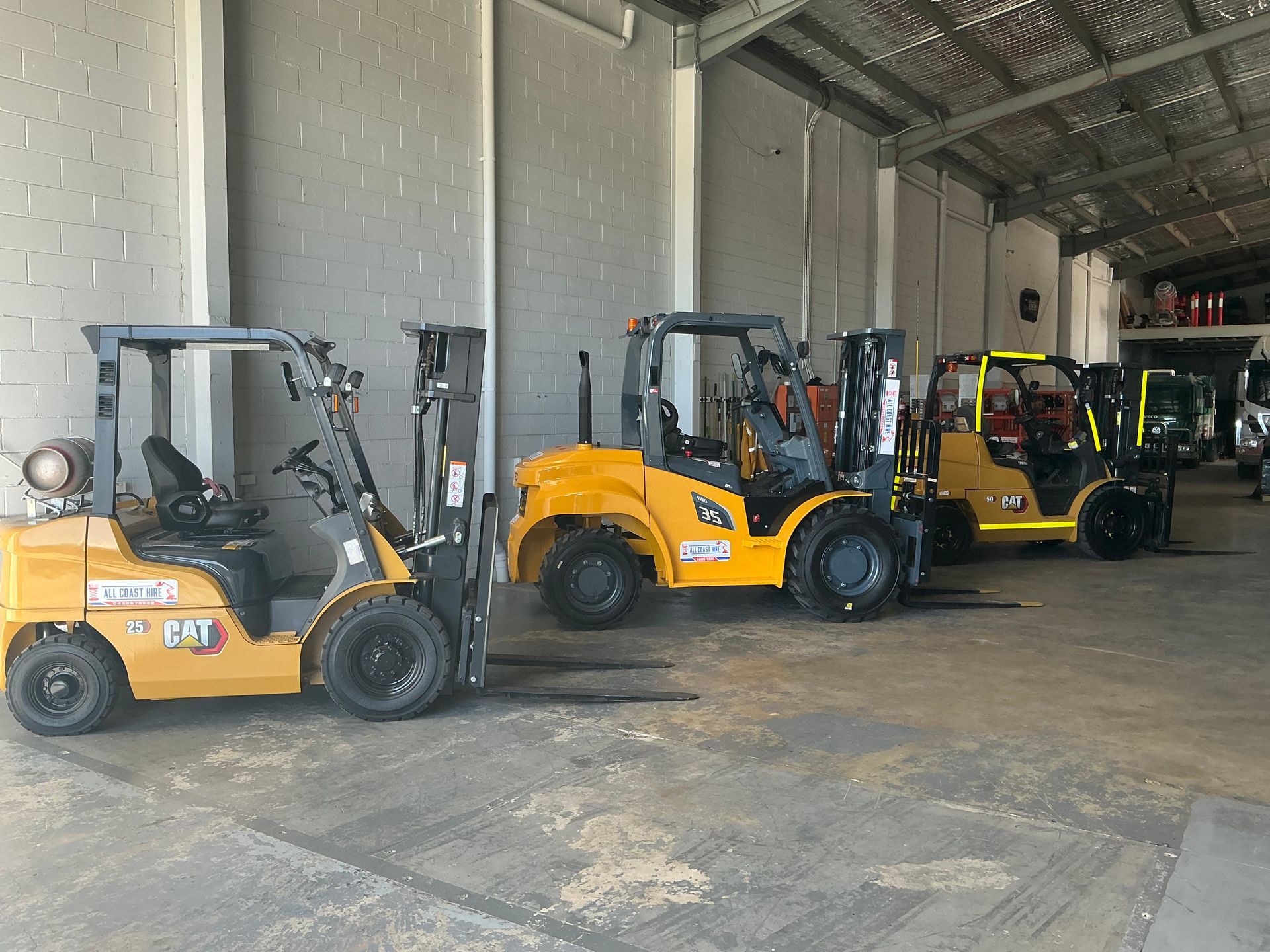 CAT GP25N 2.5T GAS FORKLIFT