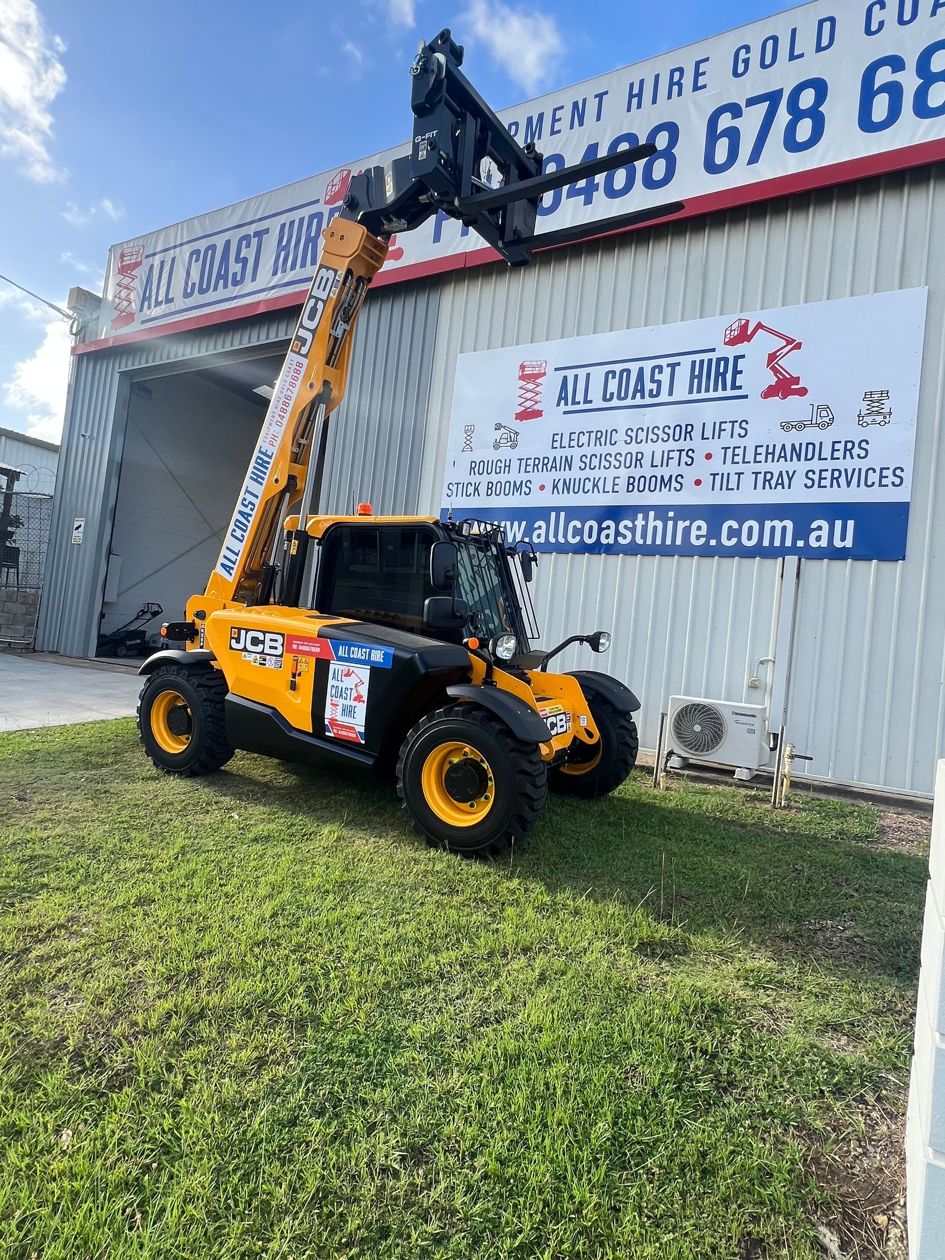 2.5 tone JCB TeleHandler