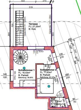 Architektonischer Grundriss mit beschrifteten Räumen, Treppen und rot markierten Wänden