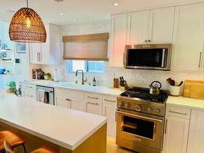 Fully equipped kitchen in a Newport Retreat rental
