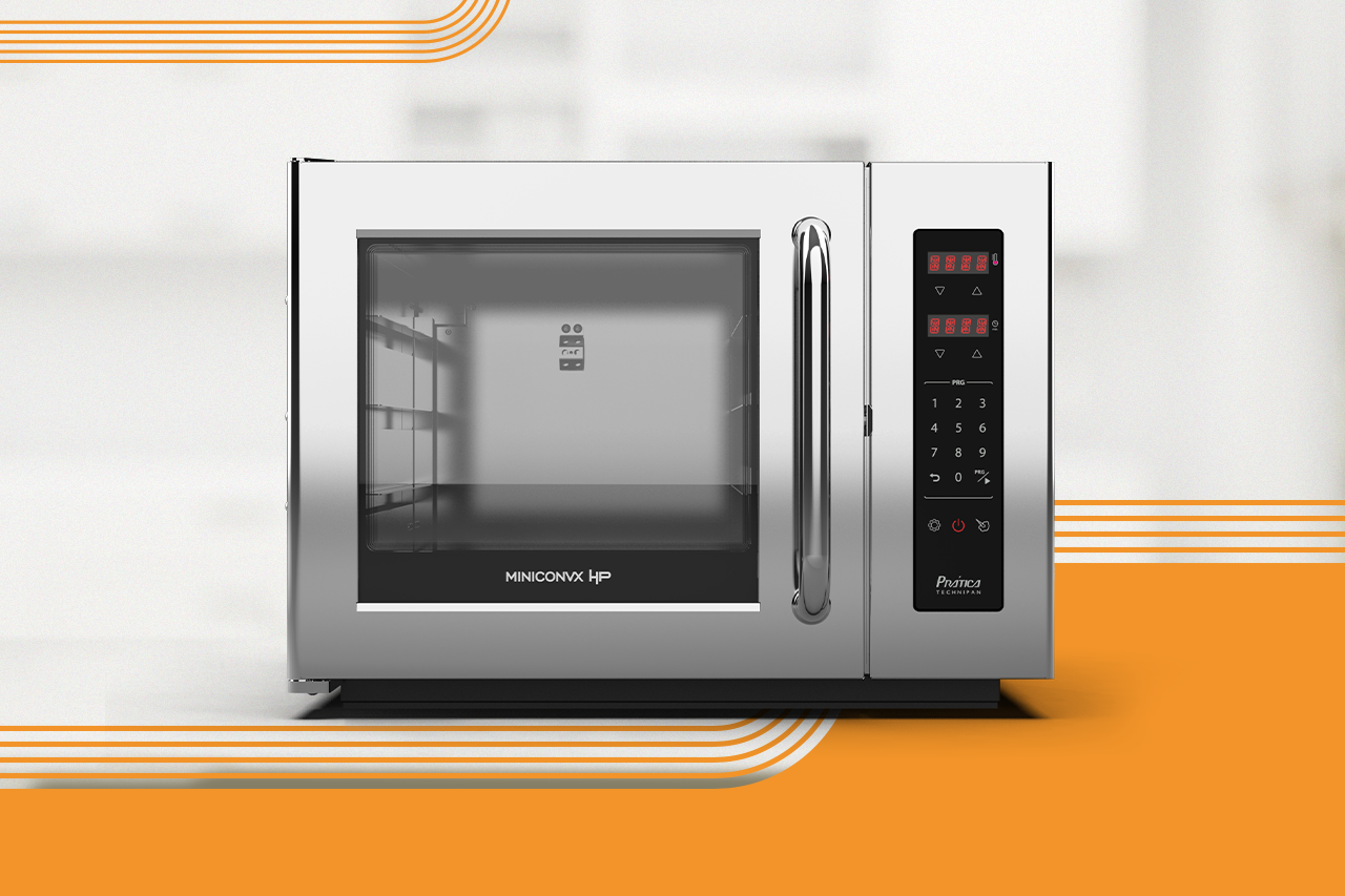 Um forno de micro-ondas de aço inoxidável está sobre um balcão.