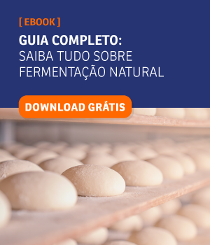 Uma placa que diz download grátis ao lado de um monte de massa