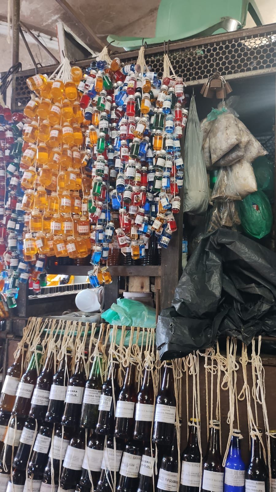 Medicina popular da amazônia no Mercado Ver-o-peso de Belém do Pará.