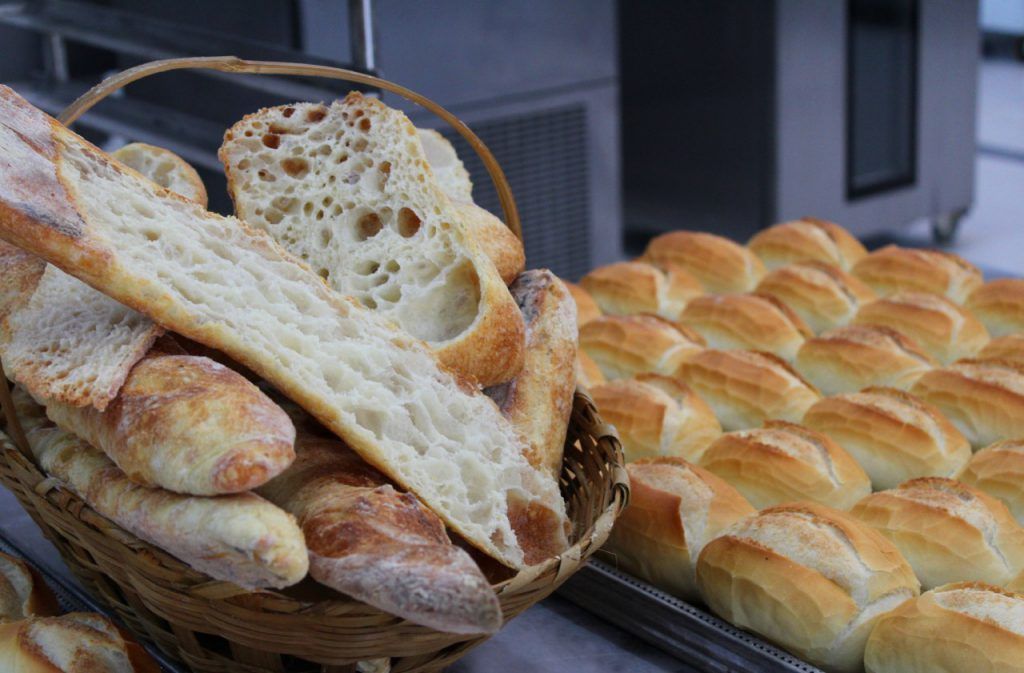 Pães assados nos fornos lastro Prática.
