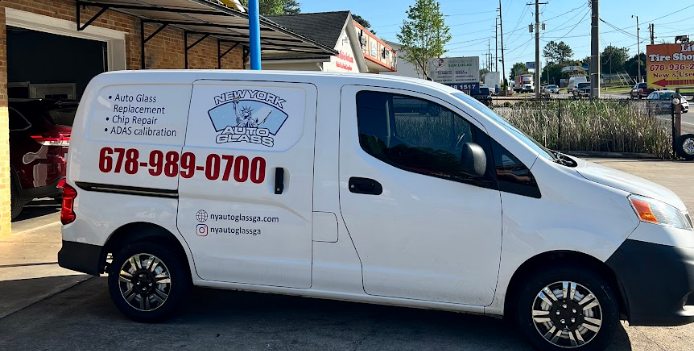 Mobile auto glass repair in Braselton, GA. Mobile auto glass repair in Braselton, GA.
