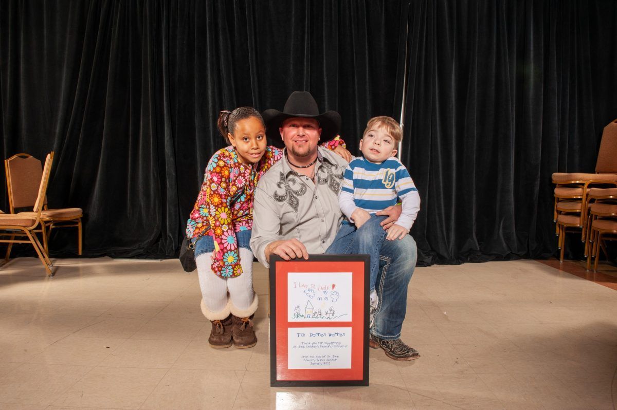 Darren Warren with St. Jude Patients