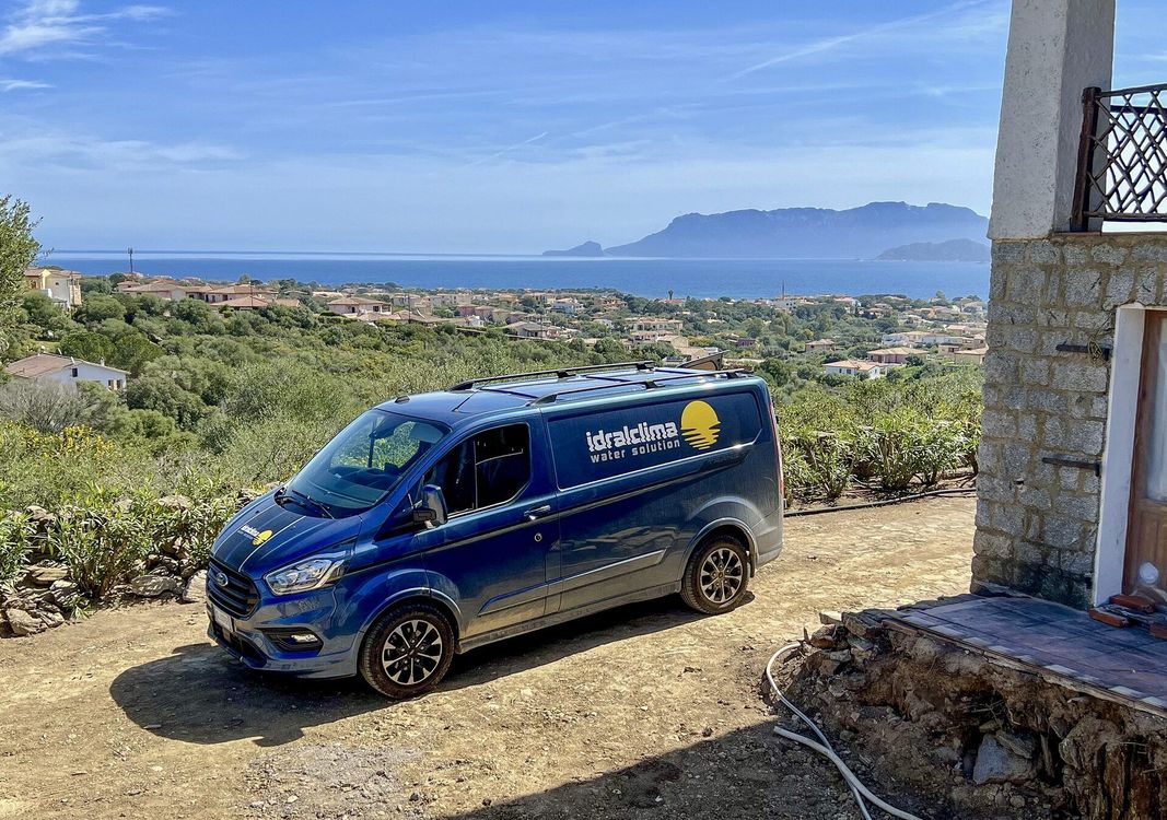 Furgone aziendale Idralclima in Costa Smeralda