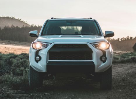 Front of White Vehicle | Resto Motive