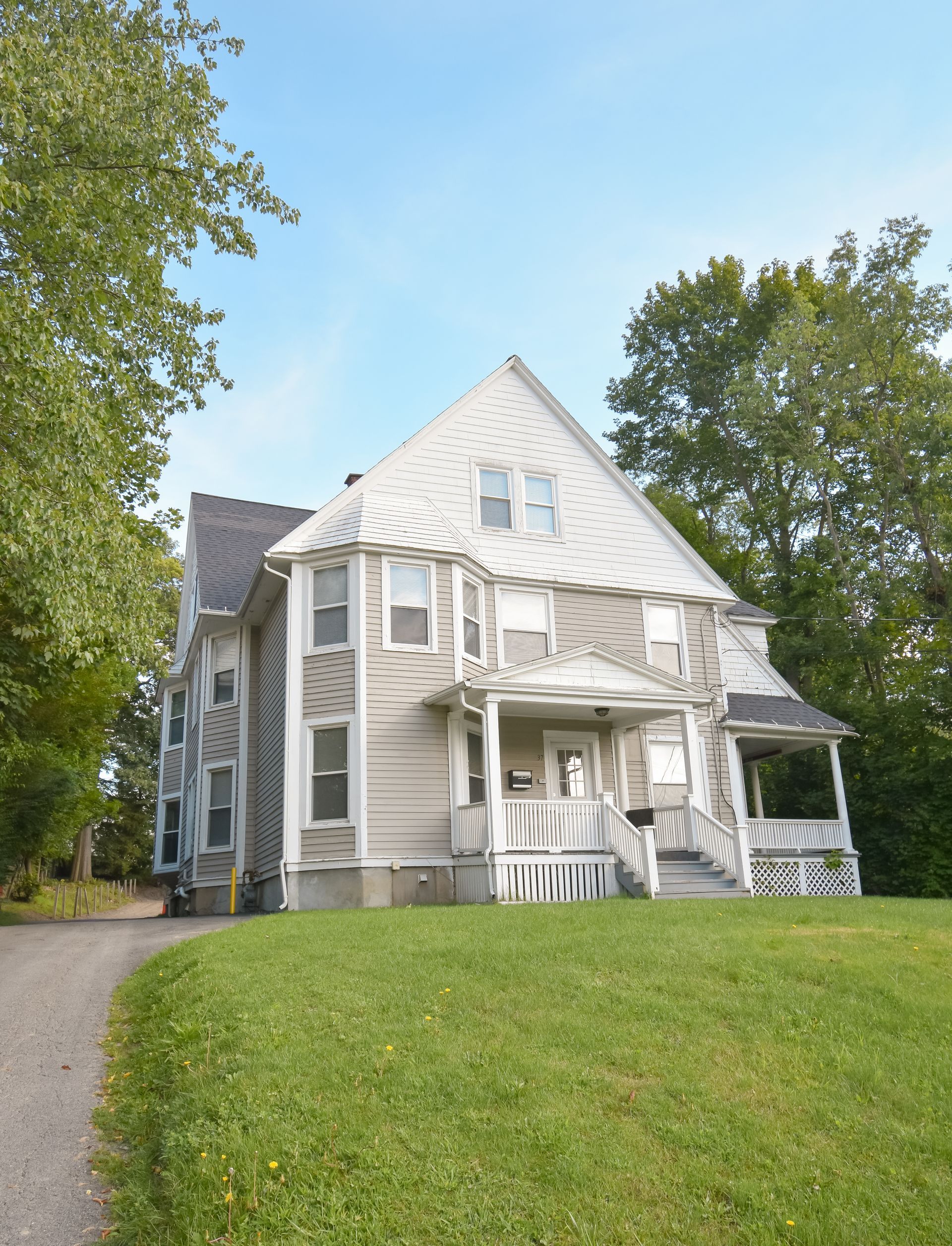 37 Prospect Outside view